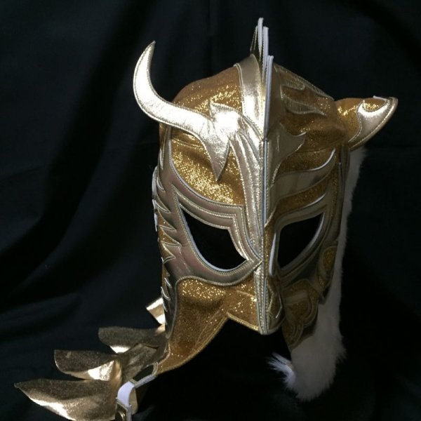 画像1: 初代タイガーマスク ＆ ウルティモ・ドラゴン 両名直筆サイン入り 試合用ハーフマスク